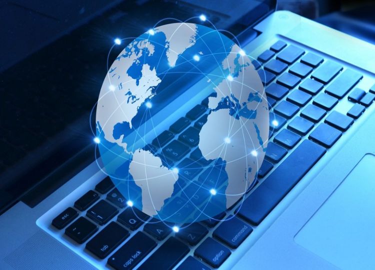 Великобритания планирует расширить сотрудничество с Азербайджаном в сфере ИКТ